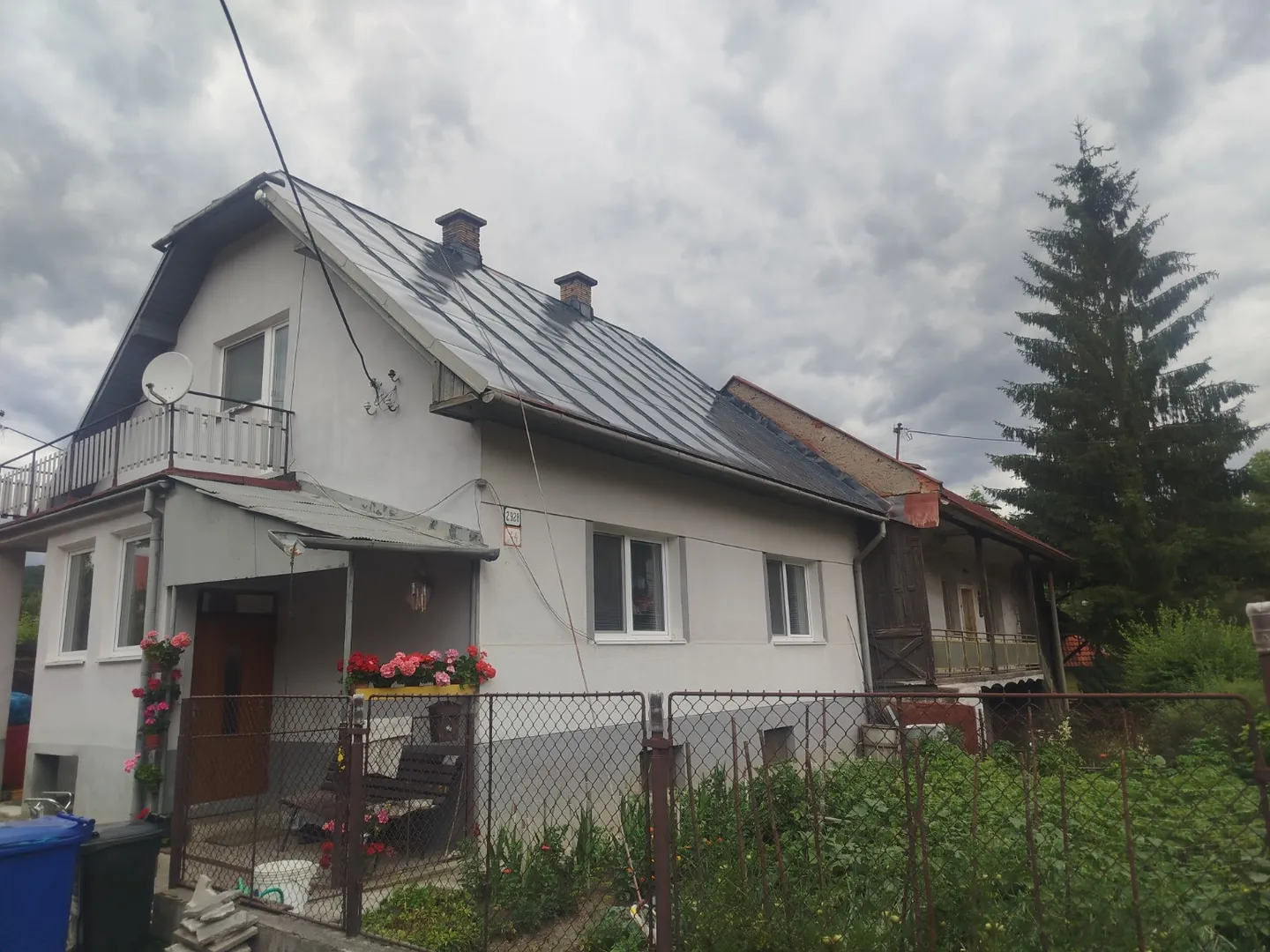 Náter strechy rodinného domu